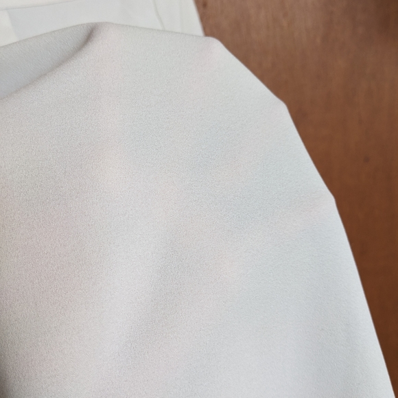 Forever Love 21 women's dress shirt, beige flowy, light material, XS, blouse - Picture 7 of 7